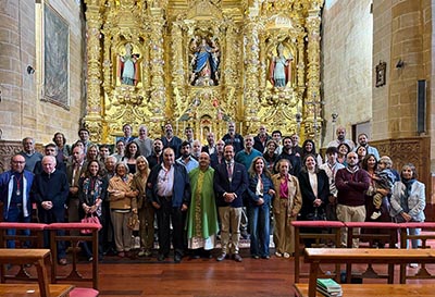 Foto de diviseros en la iglesia de Laguna